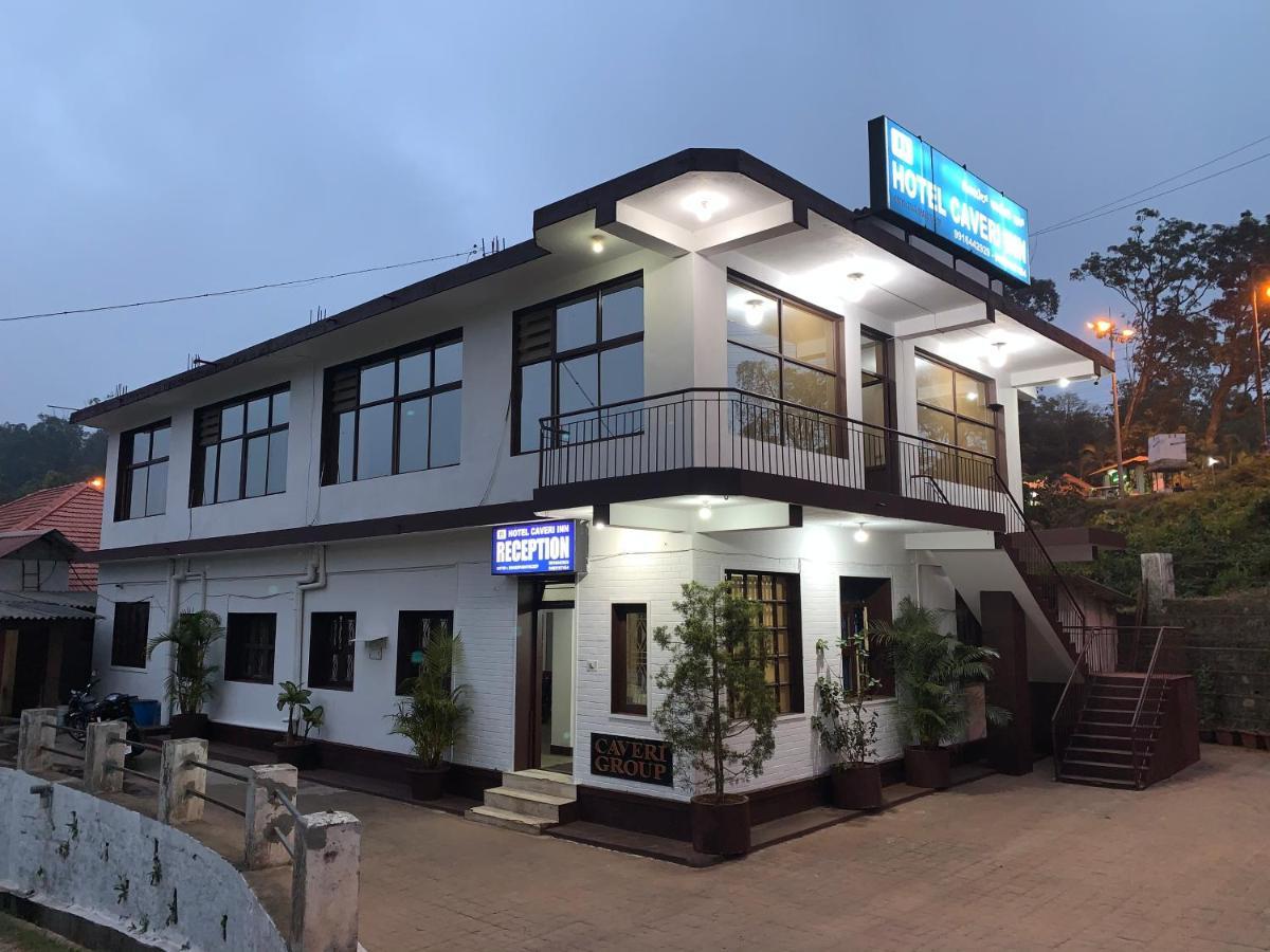 Hotel Caveri Inn Madikeri Exteriör bild