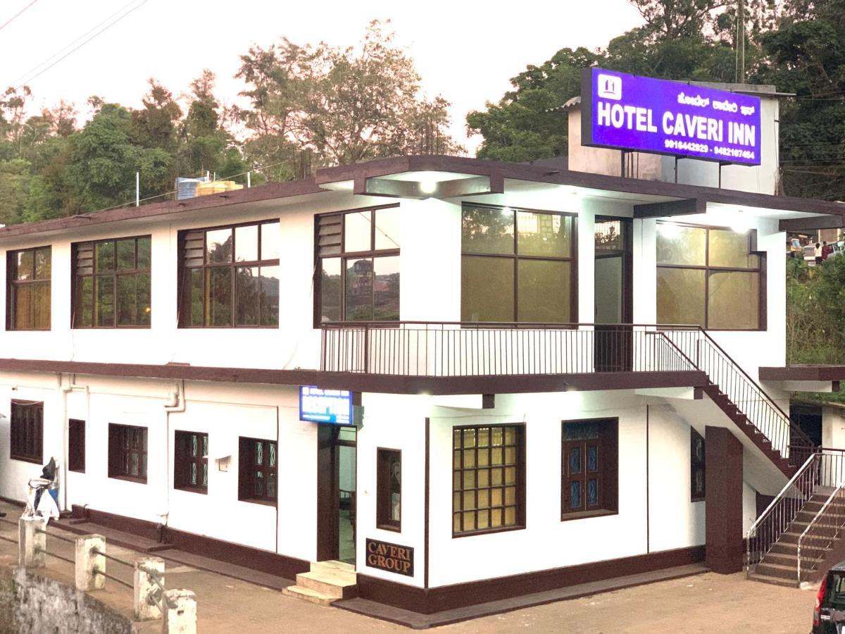 Hotel Caveri Inn Madikeri Exteriör bild