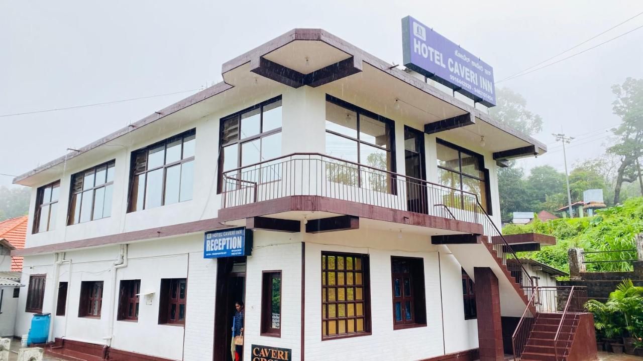 Hotel Caveri Inn Madikeri Exteriör bild