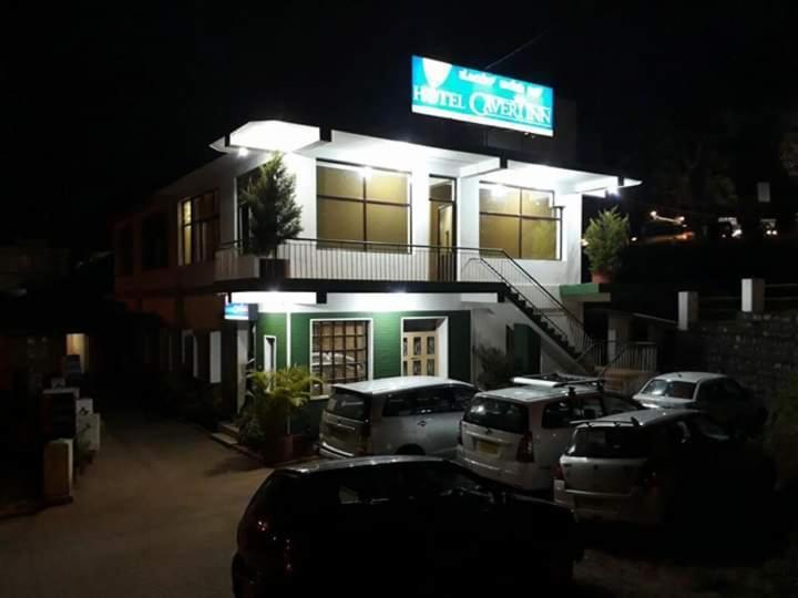 Hotel Caveri Inn Madikeri Exteriör bild